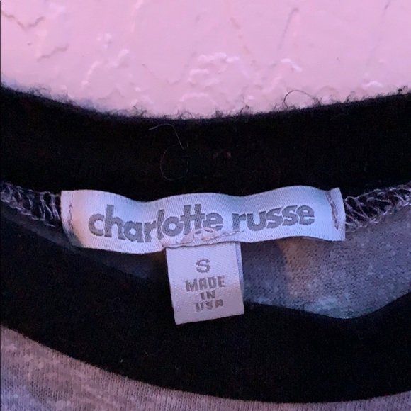 Charlotte Russe Cropped Graphic Tee - Picture 2 of 2